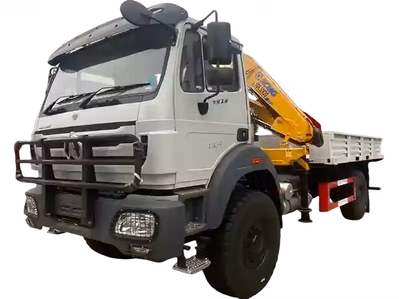 Beiben 4x4 برافعة قابلة للطي 6.3 طن للخدمات الميدانية