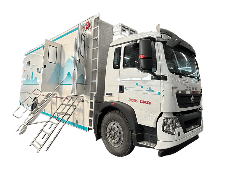 HOWO 8-Stall Mobile Toilet Truck for Events & Sites