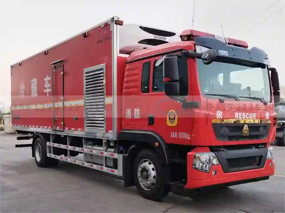 HOWO 7.6m 11-Ton Refrigerated Truck for Frozen Haulage