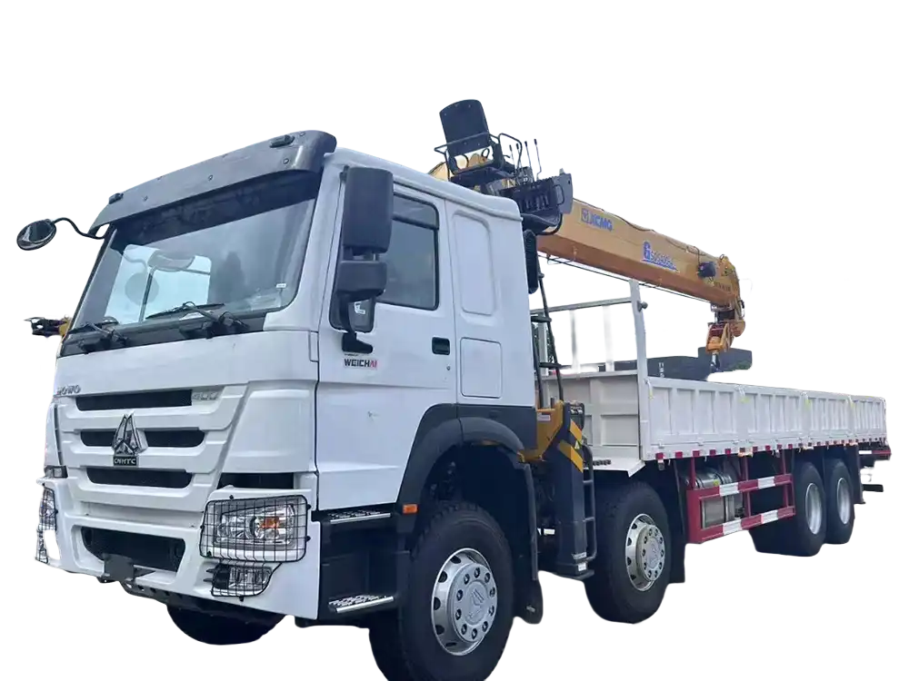 HOWO 8x4 with 12-Ton XCMG Crane for Multi-Axle Heavy Beds