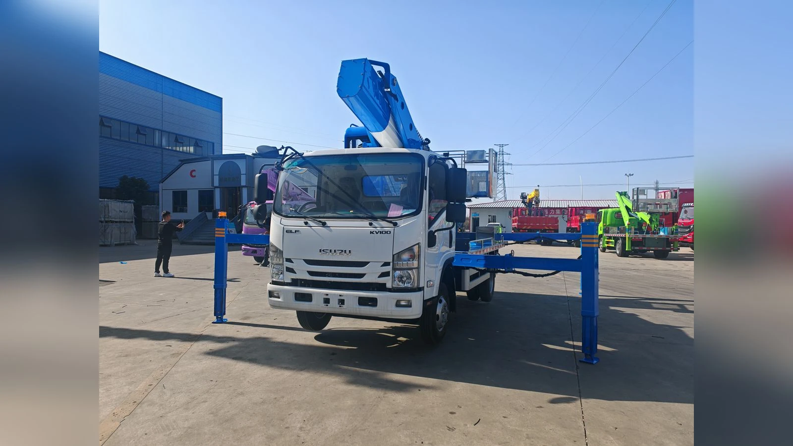 ISUZU KV100 4x2 Straight Boom Aerial Platform Truck for Street Light Maintenance