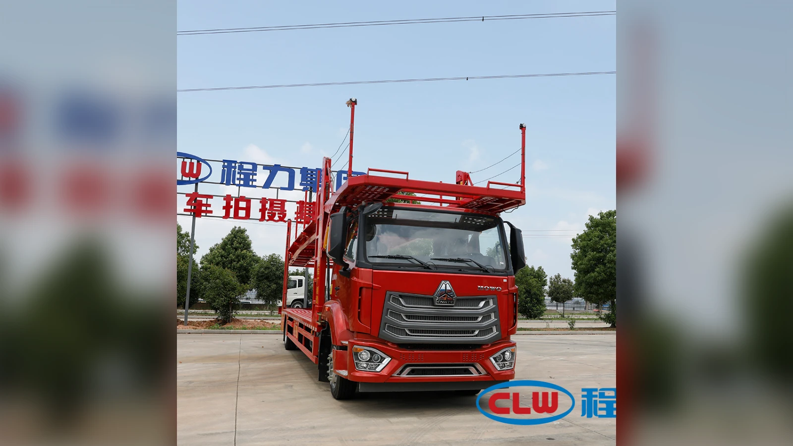 HOWO 8x4 Eight-Car Carrier for Dealer Logistics