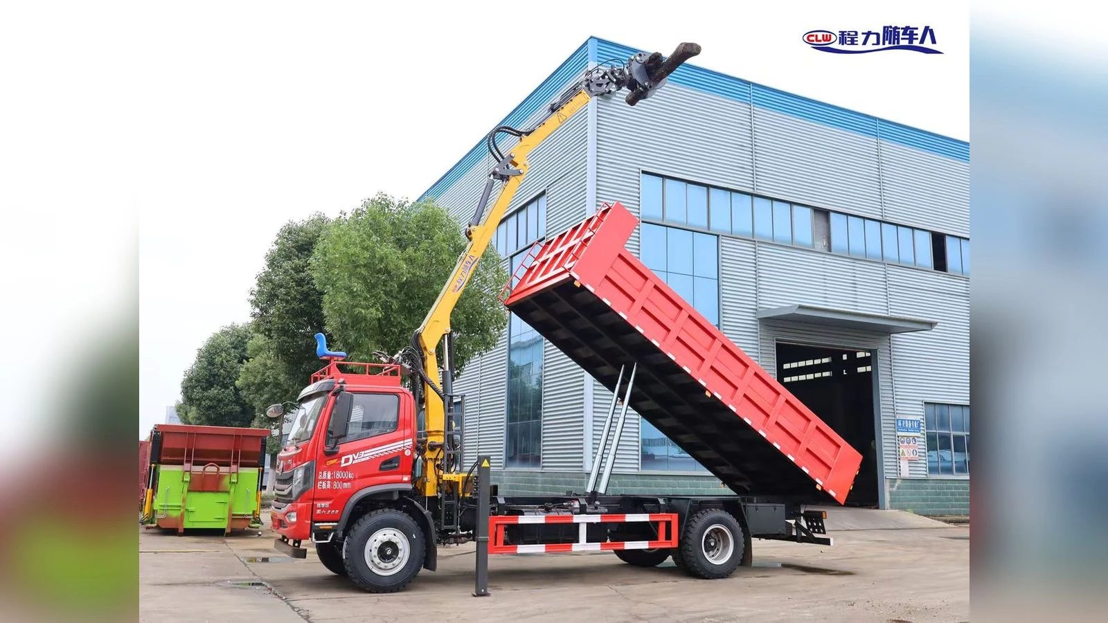Dongfeng Huashen 4x2 Knuckle Boom Crane Truck with Wood Grapple for Forestry