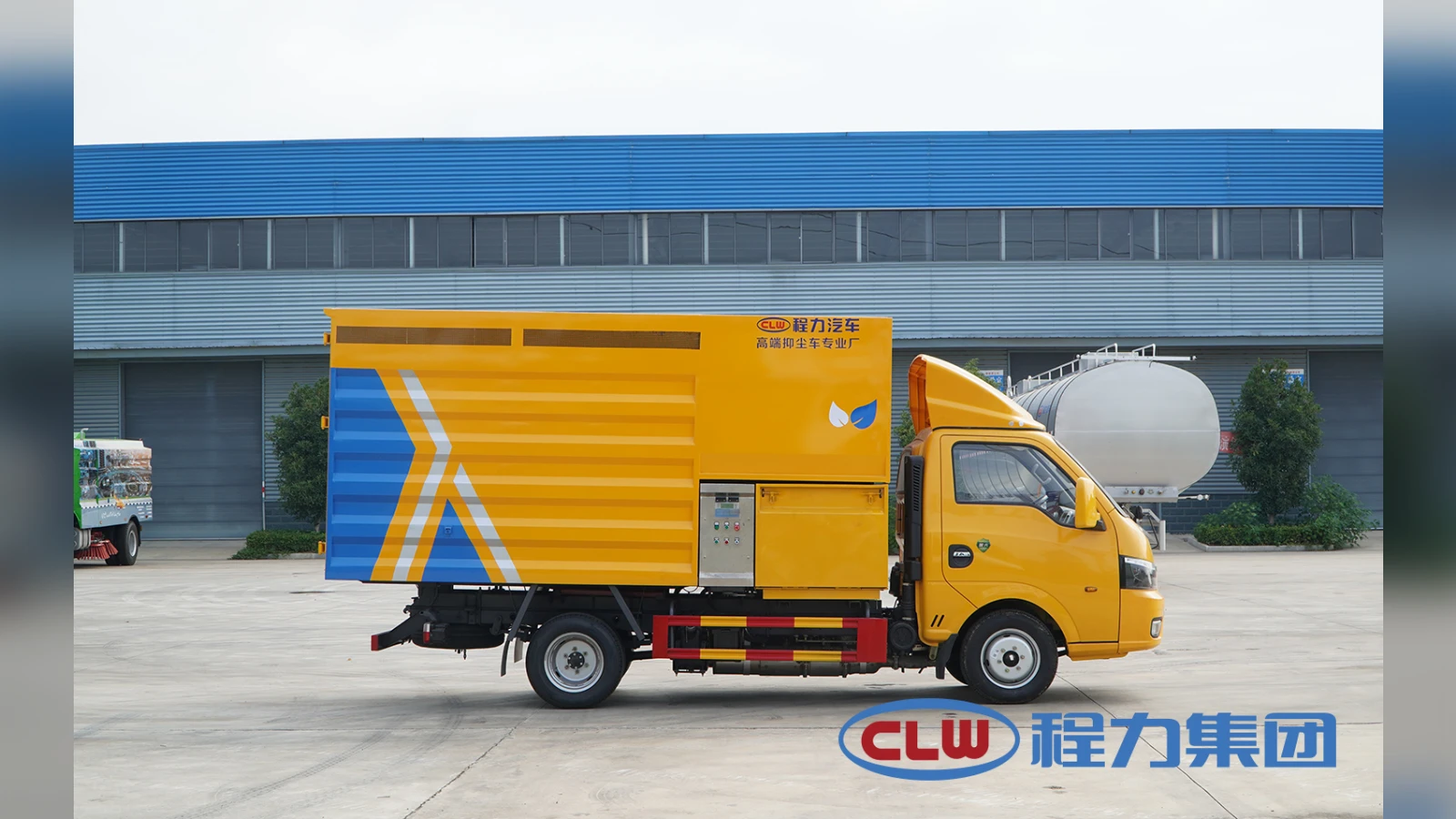 Dongfeng Tuyi Mini Branch Crusher Van for Park Maintenance