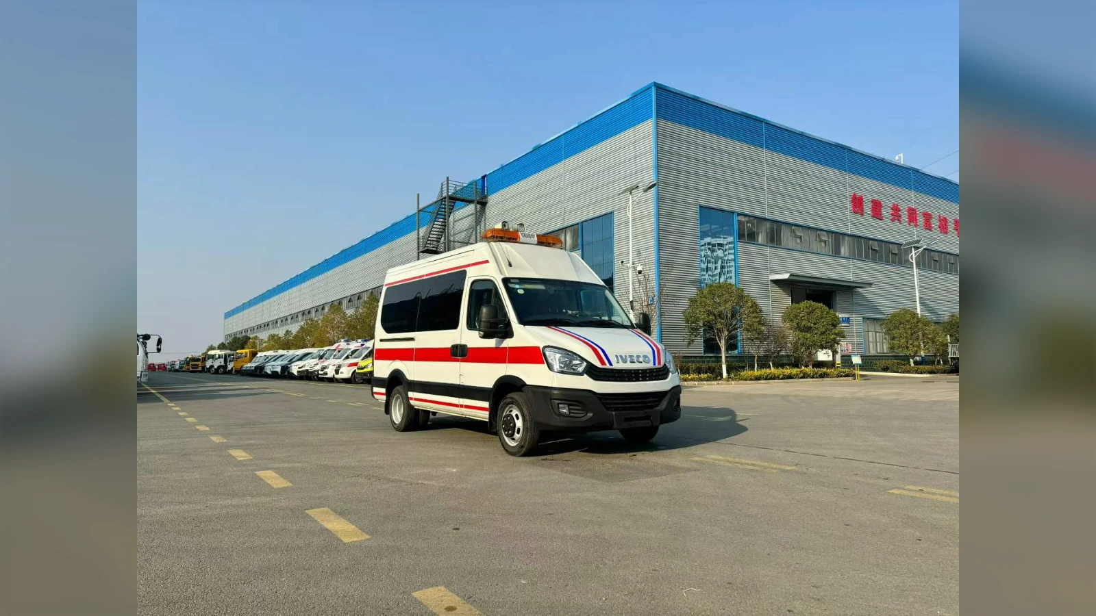 IVECO Gas-Rescue Vehicle with SCBA for Confined-Space Teams