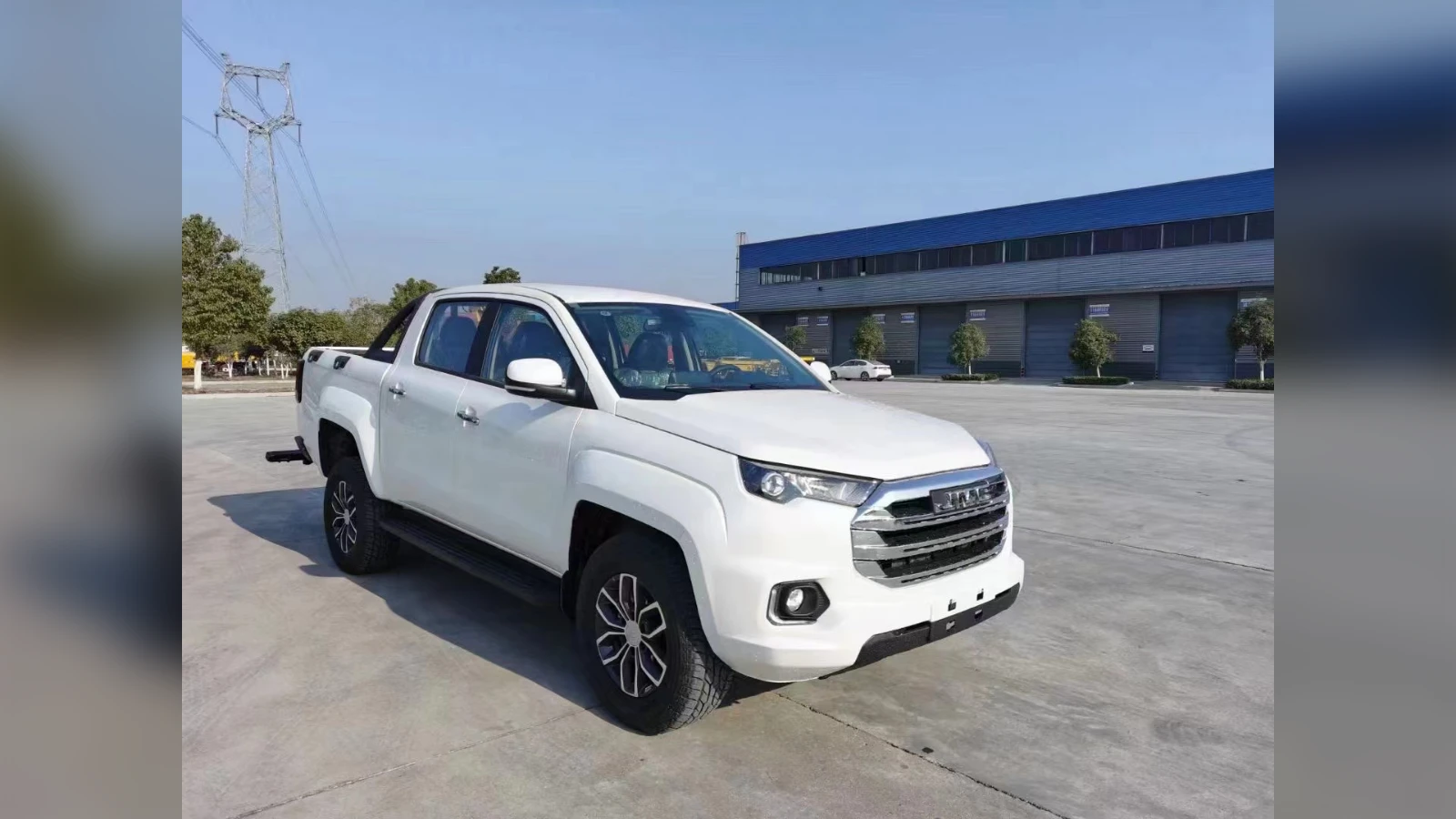JMC Vigus Single-Cab Diesel Work Pickup for Fleets