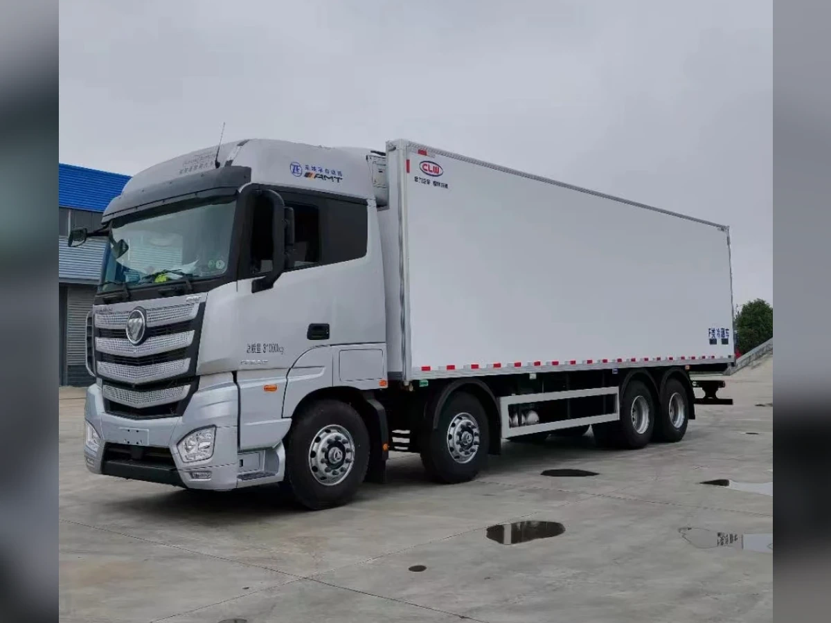 FOTON 8X4 26 cbm Refrigerated Box Truck for Cold-Chain Delivery