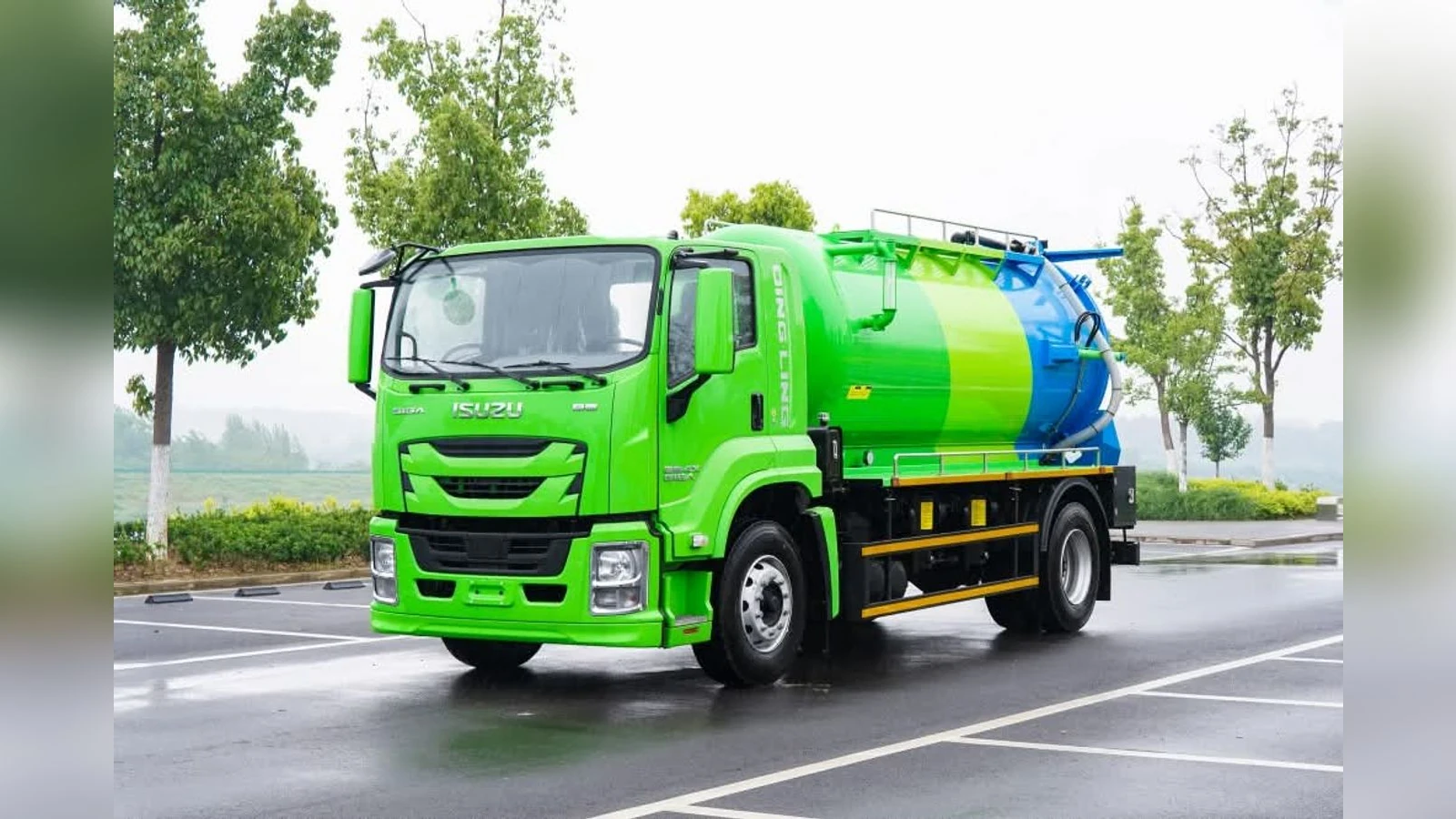 ISUZU GIGA 10,000L Vacuum Sewage Truck | MORO PM80A Pump 