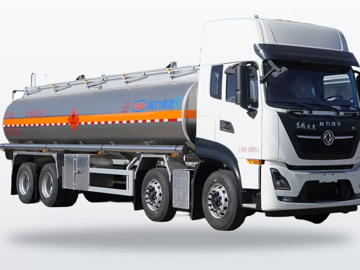 Dongfeng 8X4 22000L Fuel Tanker Truck