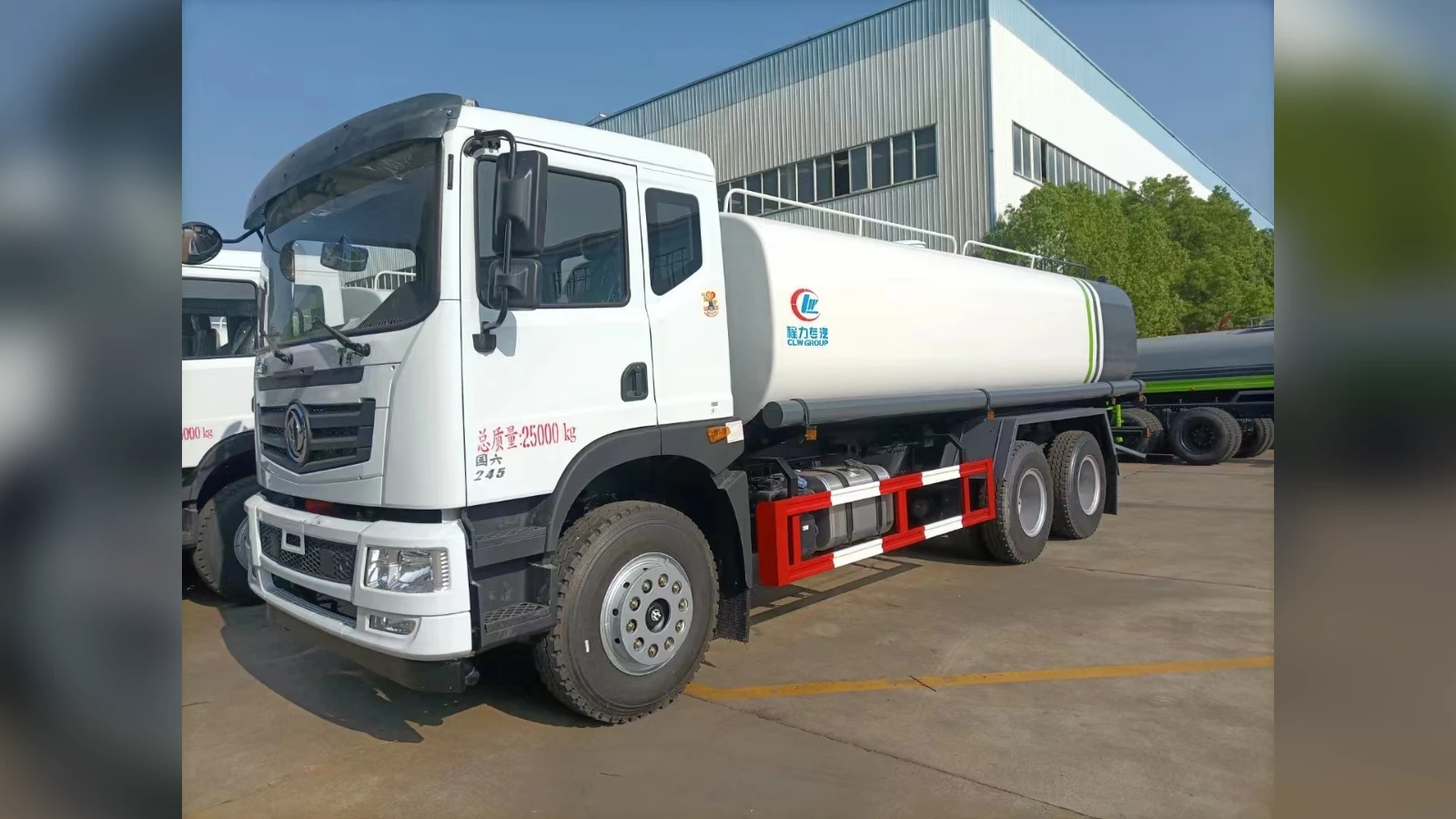 Dongfeng Huashen T5 18cbm Sprinkler Truck for Road Washing