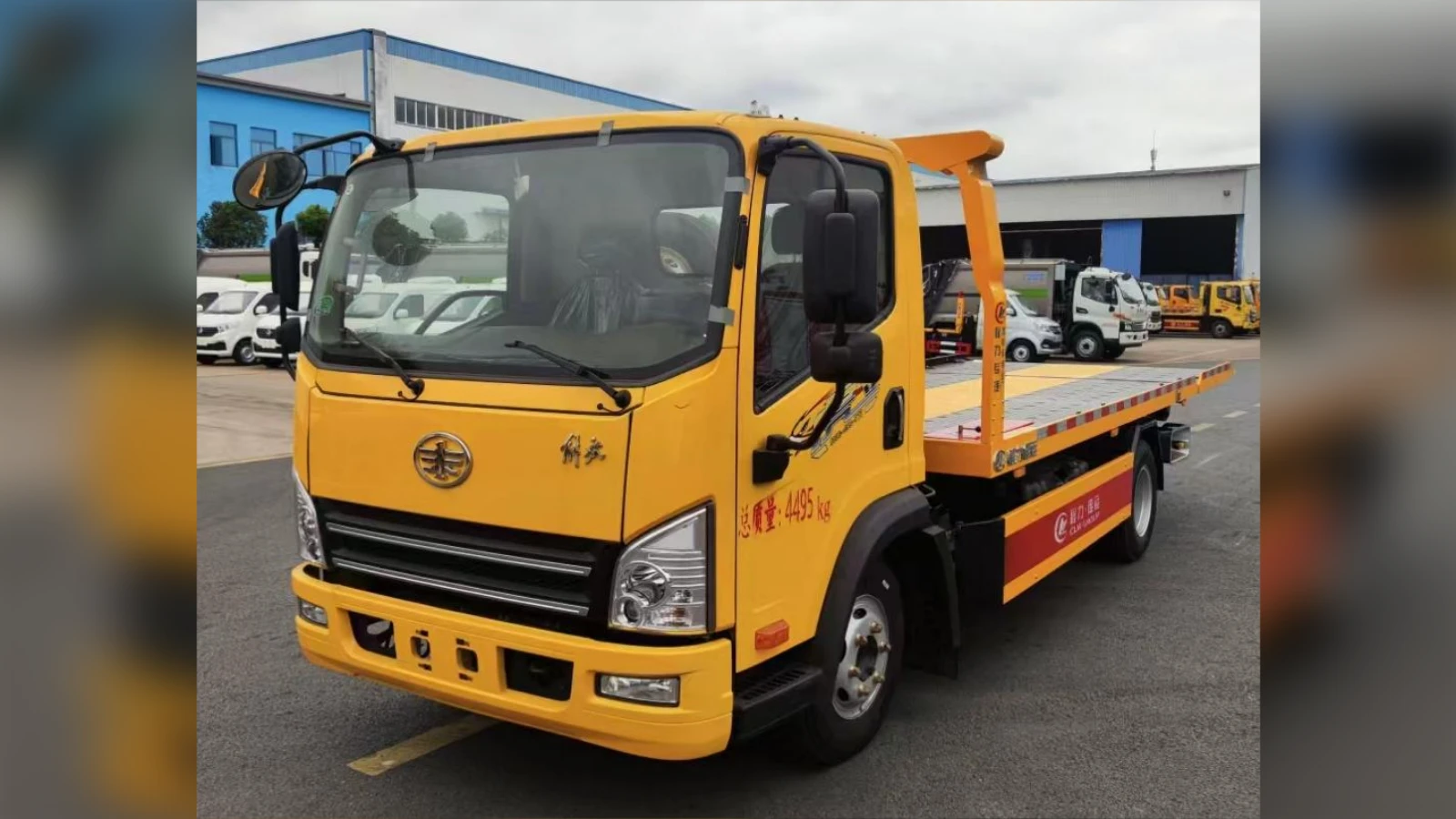 FAW 8-Ton Flatbed Wrecker Tow Truck for Estate Duties