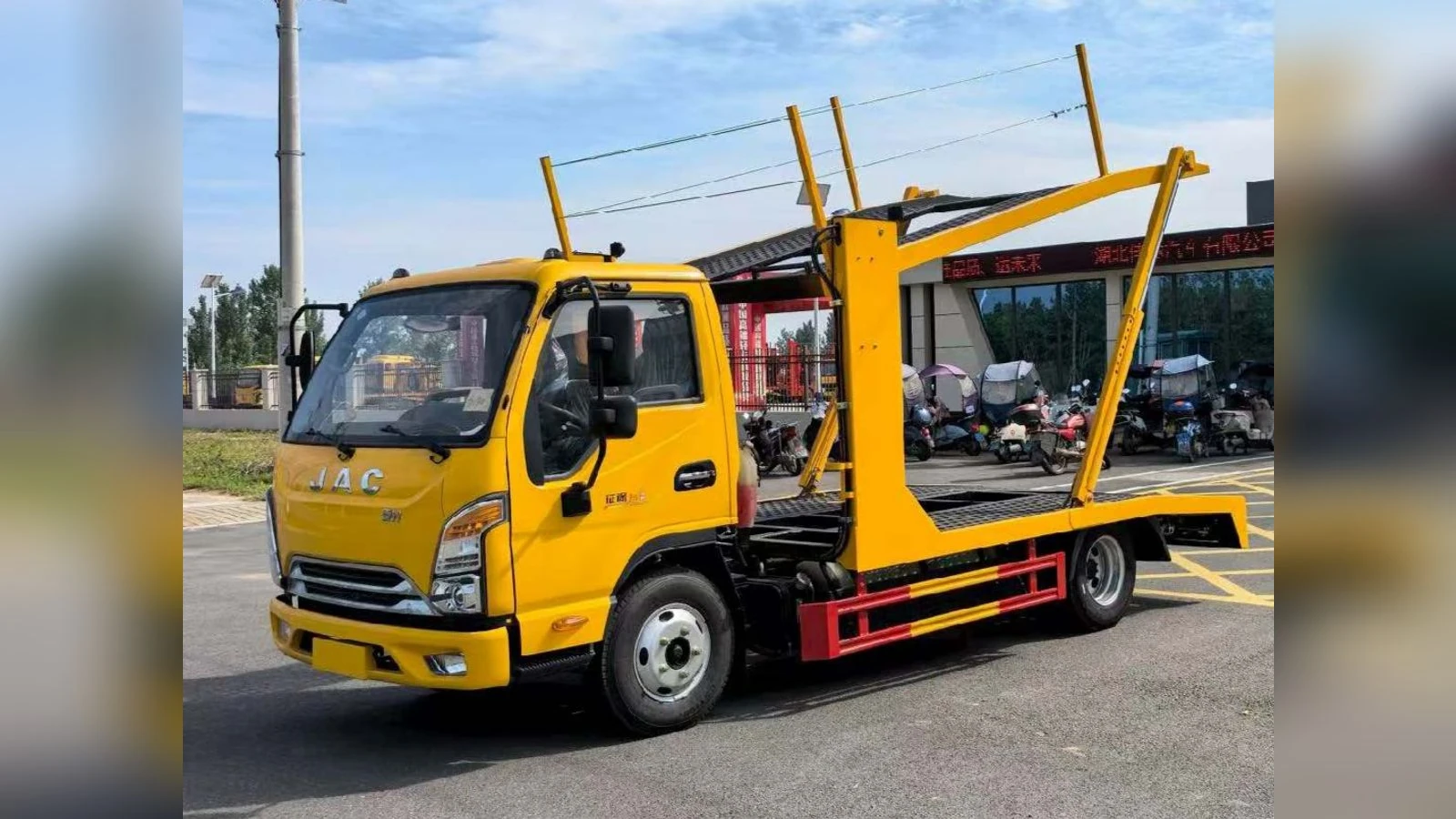 JAC Light Duty 4x2 Wrecker Tow Truck Compact Wheel Lift