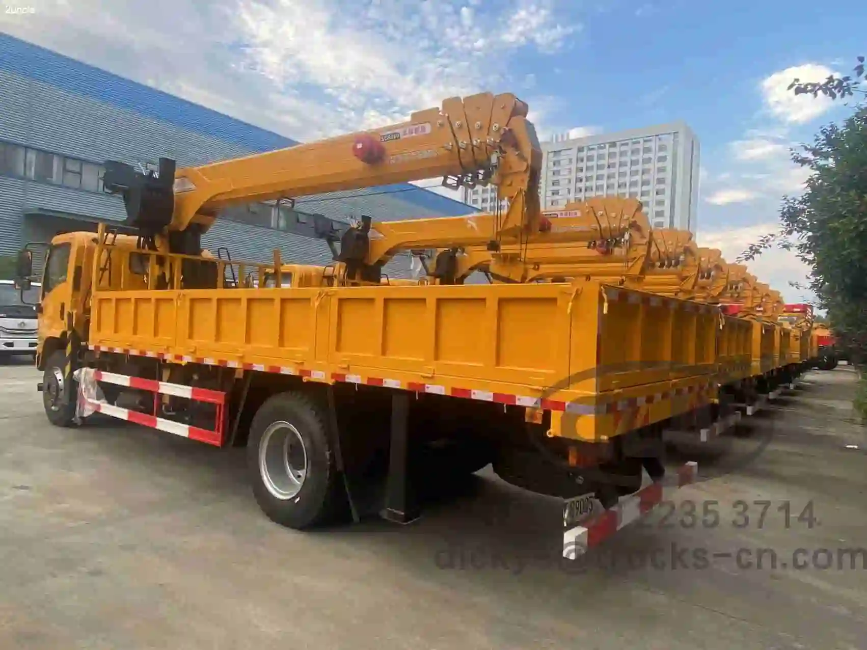 شاحنة رافعة DONGFENG 8 طن