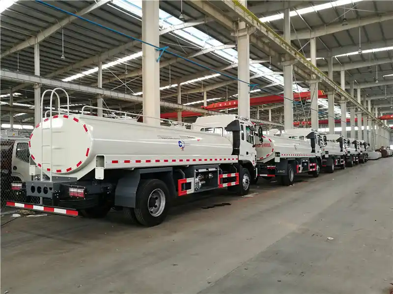 jac water tank truck