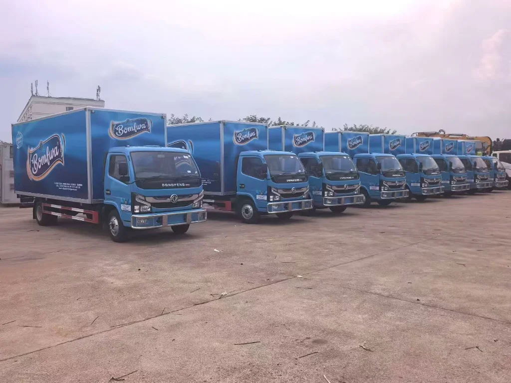 Successful Delivery of 8 Units DONGFENG Light Box Trucks for Zambia Bomfwa Food Distribution Project - CLW delivery case