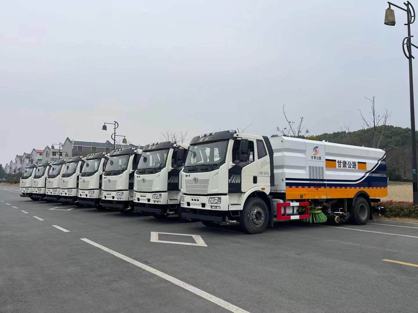 FAW J6L road sweeper fleet at CLW Suizhou base