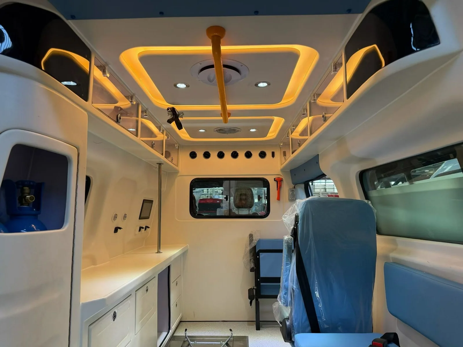 ambulance cabin ceiling