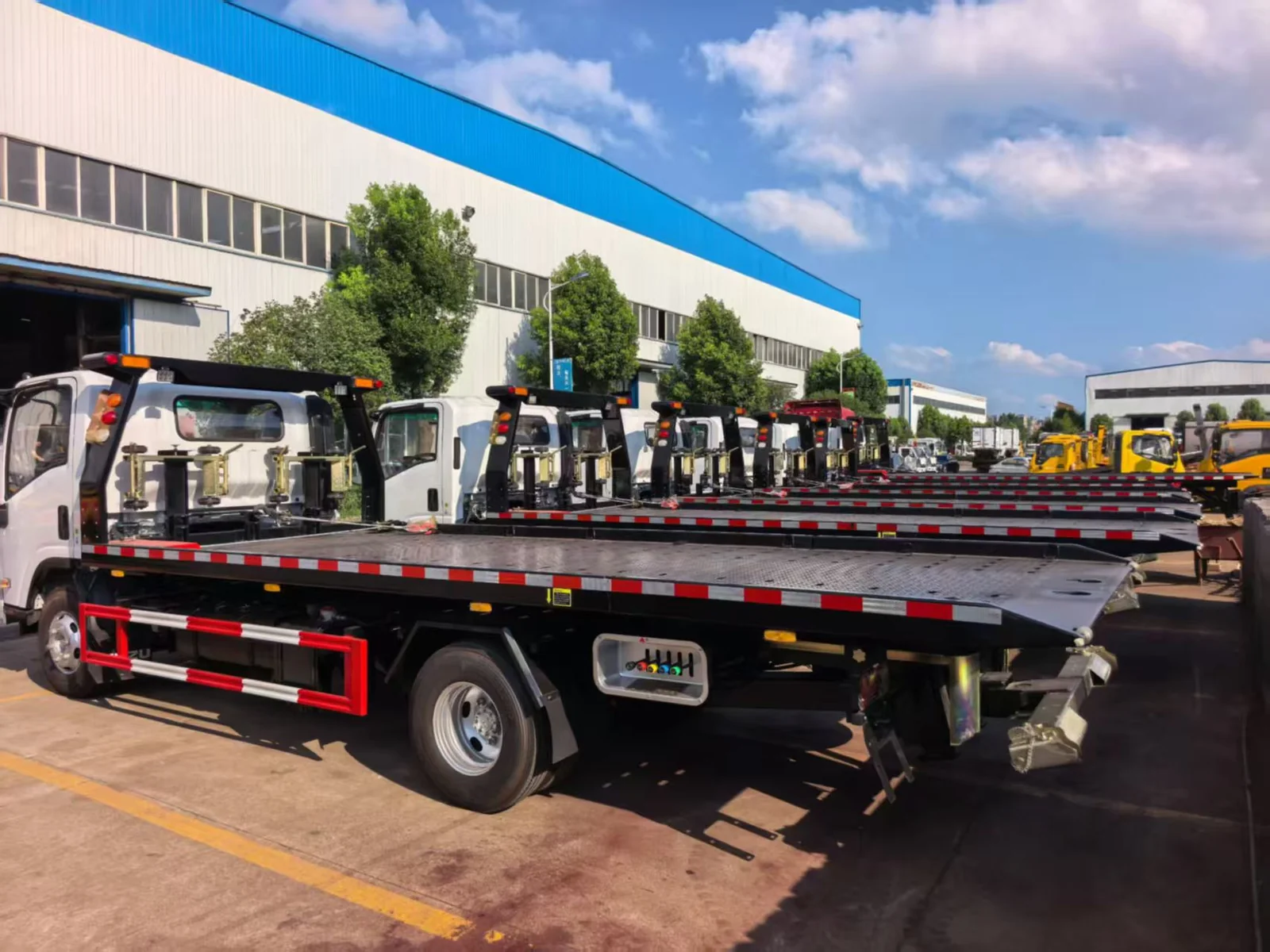 wrecker flatbed deck detail