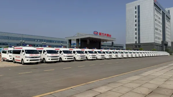 Sixty Right-Hand-Drive Foton G9 Transfer Ambulances Pass On-Site Inspection for Malaysia - CLW delivery case