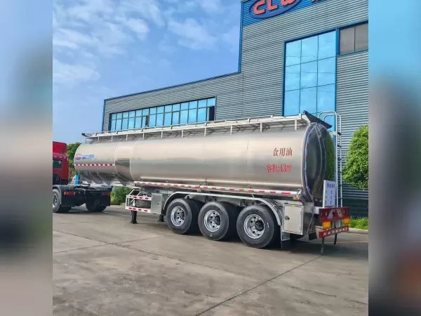 CLW 3-Axle Aluminium Fuel Tanker Semi-Trailer 30000L Petrol Diesel Trailer