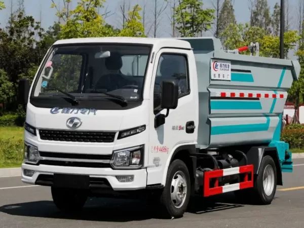 Dongfeng 4X2 5 cbm Hook Lift Garbage Truck for Container Waste Transfer