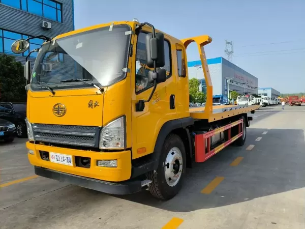 FAW 4x2 Slide Flatbed Wrecker Truck One-Tow-Two Towing Vehicle