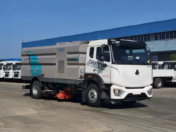 HOWO 18cbm Sweeper for Highways & Big Plazas