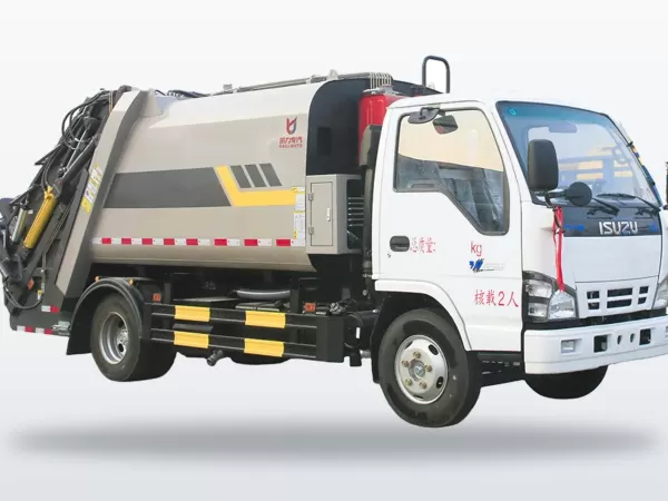 ISUZU 4X2 8 cbm Compactor Garbage Truck for Municipal Waste Collection