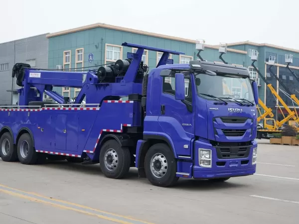 ISUZU 8x4 Heavy Wrecker Truck 20T Rotator Recovery Vehicle