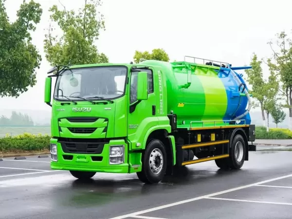ISUZU GIGA 10,000L Vacuum Sewage Truck | MORO PM80A Pump 