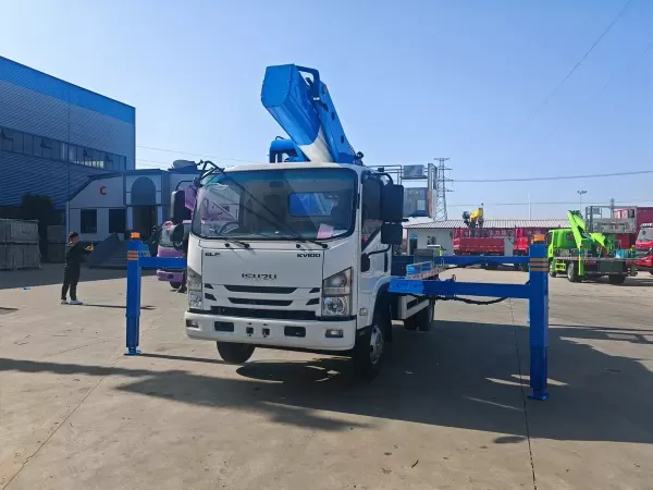 ISUZU KV100 4x2 Straight Boom Aerial Platform Truck for Street Light Maintenance