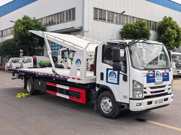 ISUZU 4X2 3-Ton Flatbed Wrecker Truck for Roadside Rescue