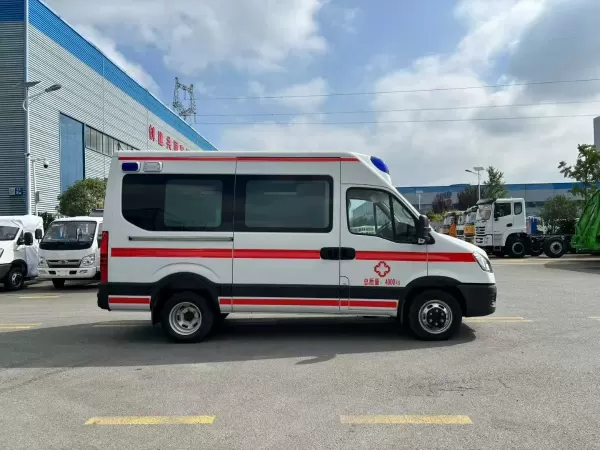 IVECO Ousheng Transfer Ambulance for Inter-Hospital Runs