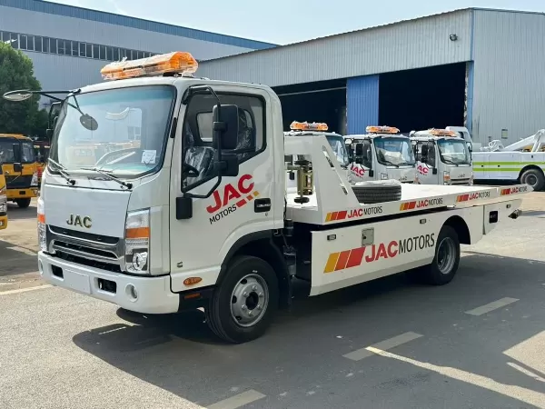JAC 4x2 Flatbed Wrecker Truck One-Tow-Two Road Rescue Vehicle