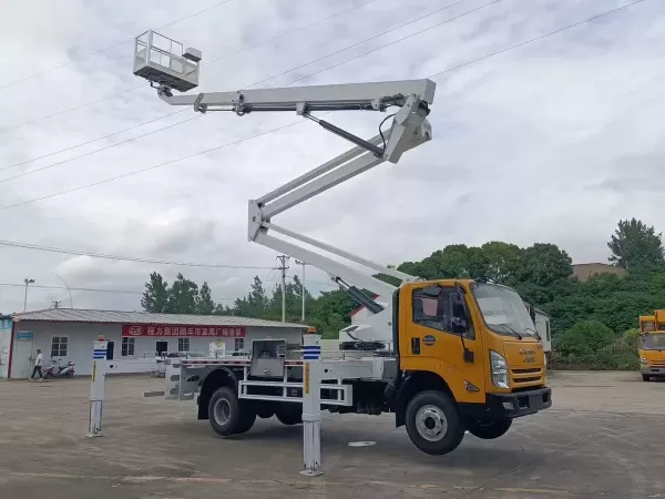 JMC 4x2 12T Aerial Work Truck AP28CA Telescopic Boom with Fly Jib Bucket Platform