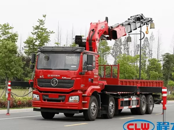 SHACMAN 8x4 16-Ton Truck Crane for Project Hauls