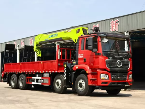 SHACMAN X3000 8x4 31T Crane Truck with Telescopic Boom and Rear Loading Ramps