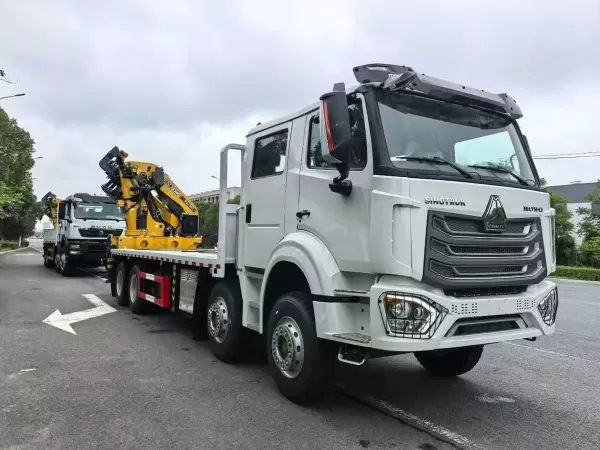 SINOTRUK HOWO NX 6x4 400HP Knuckle Boom Crane Truck 25T Flatbed Heavy Carrier